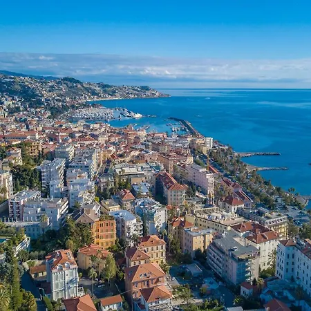 Margaret And Garden Apartment Sanremo